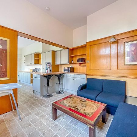 *Rf9Bc* For Your Most Relaxed & Cosy Stay + Free Parking + Free Fast Wifi * Leeds  Exterior photo