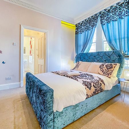 *Rf9Bc* For Your Most Relaxed & Cosy Stay + Free Parking + Free Fast Wifi * Leeds  Exterior photo